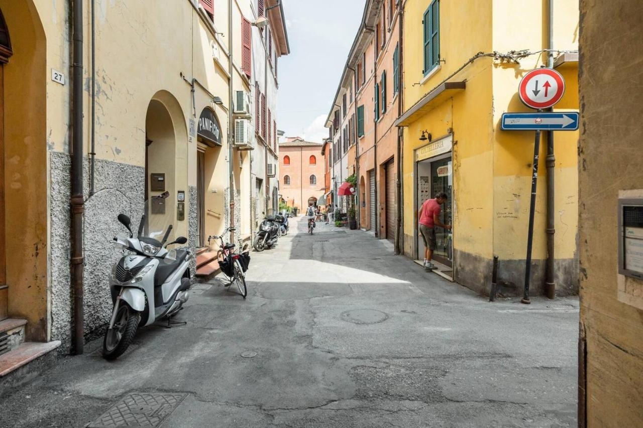 Lhe Sweet Apartment Cesena Luaran gambar